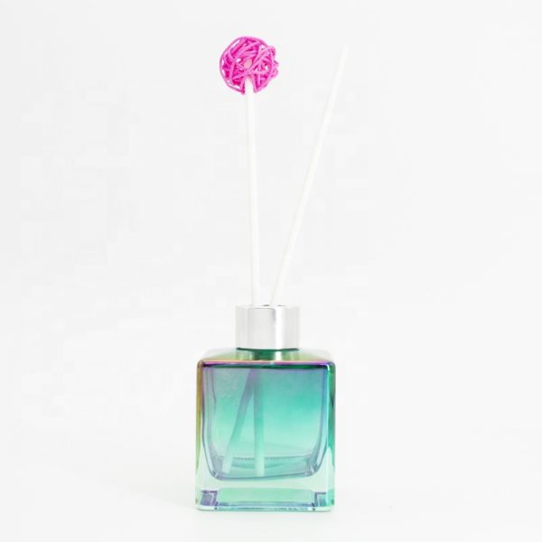 Amber and Patchouli Diffuser Reed Diffuser Warning Label