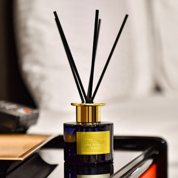 Amber and Patchouli Diffuser Reed Diffuser Warning Label