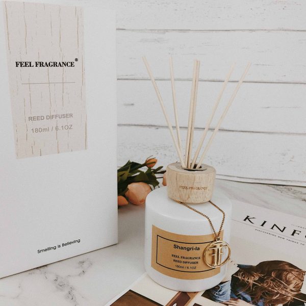 Ashleigh and Burwood Reed Diffuser Snuggle Reed Diffuser
