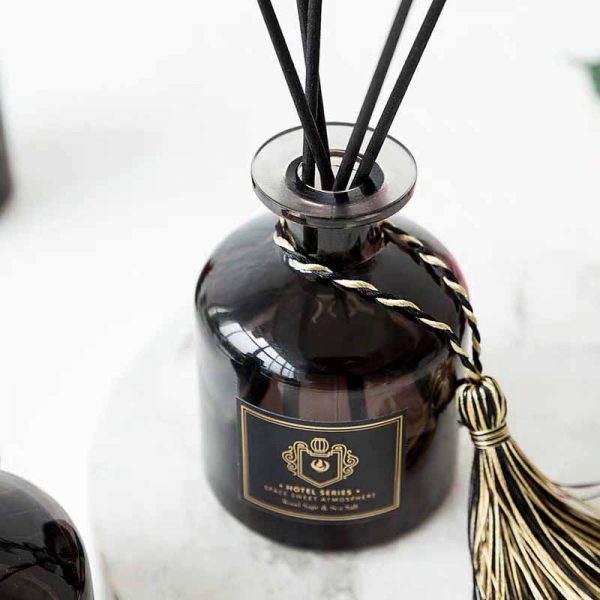 Nest Holiday Diffuser Coconut Diffuser