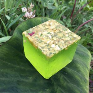 Snow White Soap Flower Soap Roses Soap for Dark Spots