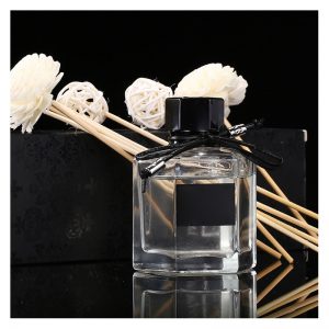 Neom Real Luxury Reed Diffuser PF Candle CO Reed Diffuser