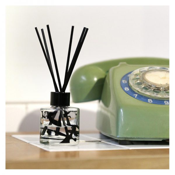 Nest Room Diffusers APA ITU Reed Diffuser Llinen Reed Diffuser