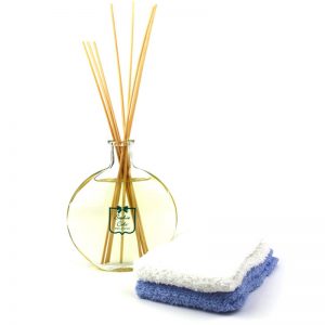 Pure Essential Oil Reed Diffuser Room Oil Diffuser with Sticks