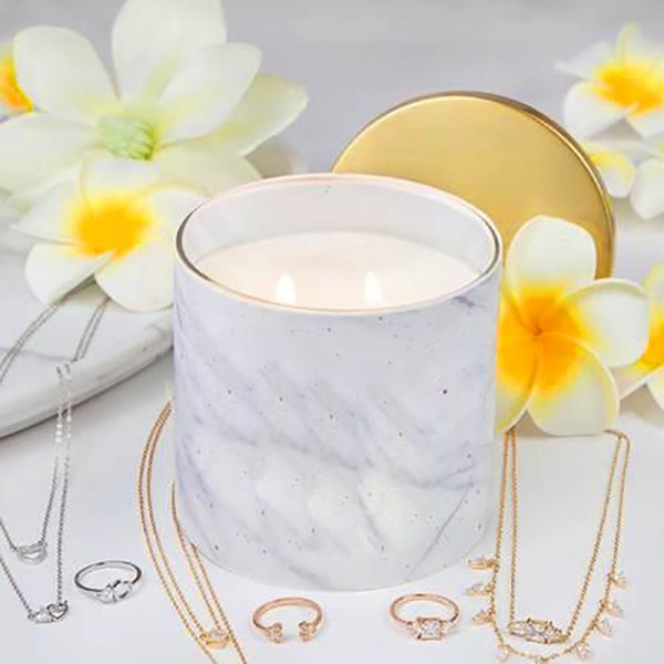 Voluspa Bourbon Vanille Essential Oil Blend Scented Candles