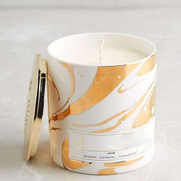 White Barn Mahogany Teakwood Candle Black Glass Scented Candle