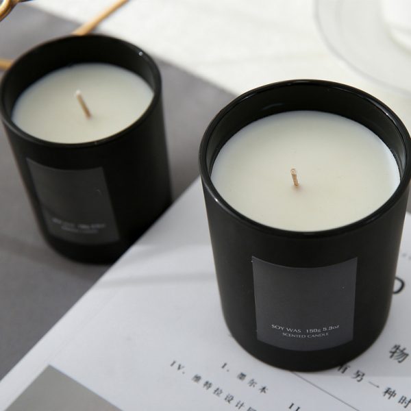 Voluspa Santiago Huckleberry Wax Scented Candle