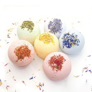 Balneum Bath Oil Heart Bath Bombs Facial Bar Soap