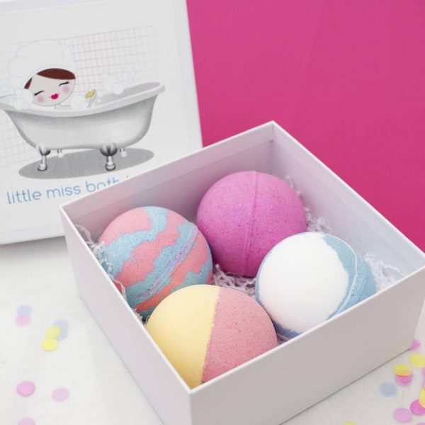 Lush Lord Of Misrule Bath Bomb Making Shower Bombs Bath Bomb Mbs