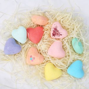 Lush Black Rose Bath Bomb Gift Set Candle Bath Bomb