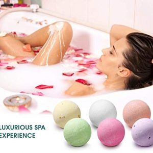 Lush Blackberry Bath Bomb Pain Relief Bath Bombs