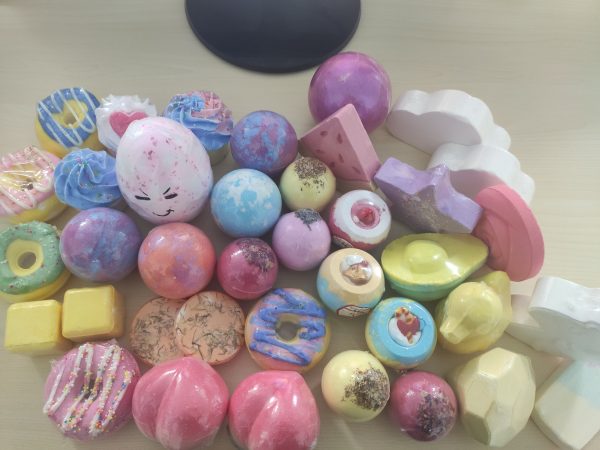 Gamer Bath Bomb Cbd And Strawberry Bath Bombs