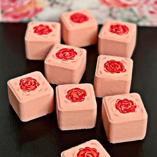 Luxury Shower Gel Bath Bomb Soap