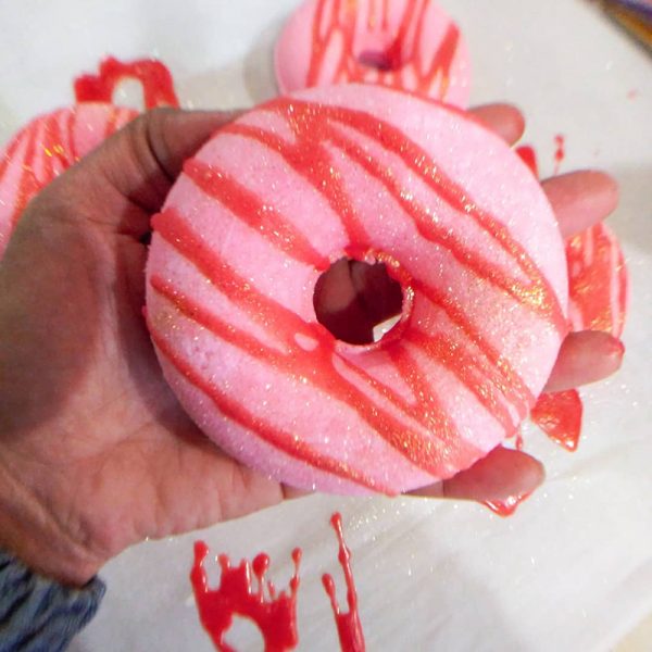 Avon Skin So Soft Bath Oil Doughnut Bath Bomb