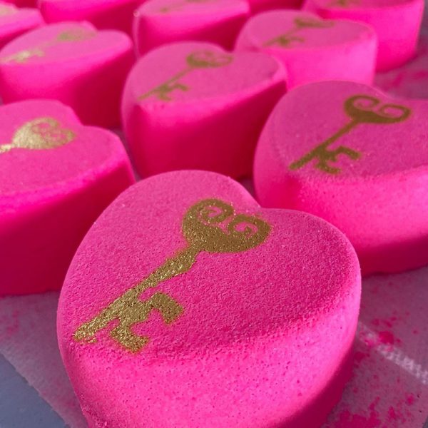 Avon Skin So Soft Bath Oil Doughnut Bath Bomb