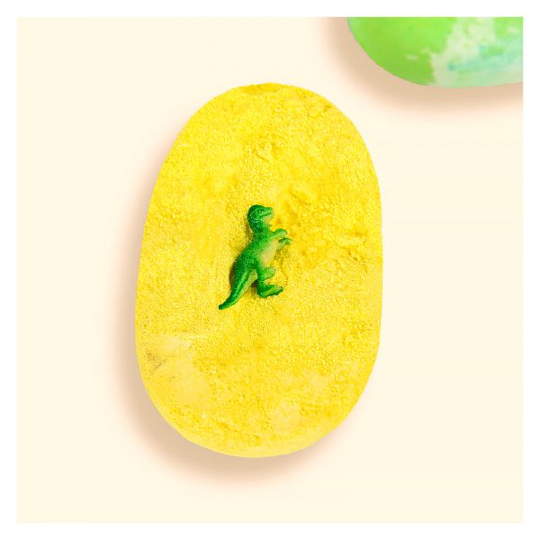 White Citrus Bath And Body Works 2021 Bath Bombs